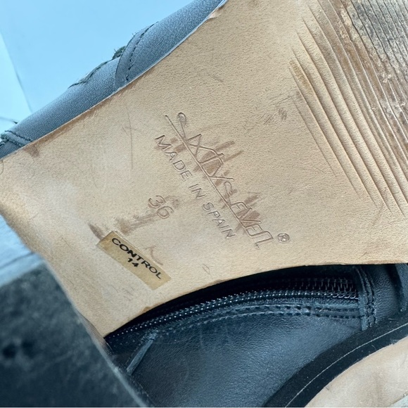 Made in Spain Sixtyseven black leather boots block  heels size 36 - Picture 9 of 11